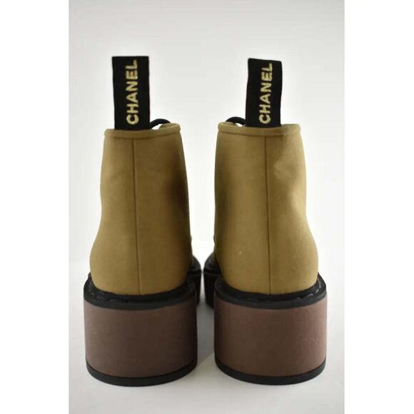 Chanel 20C Light Dark Brown Pearl CC Combat Lace Up Tie Ankle Short Boot 38.5 - Picture 10 of 12